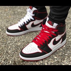 AJ 1 bloodline
